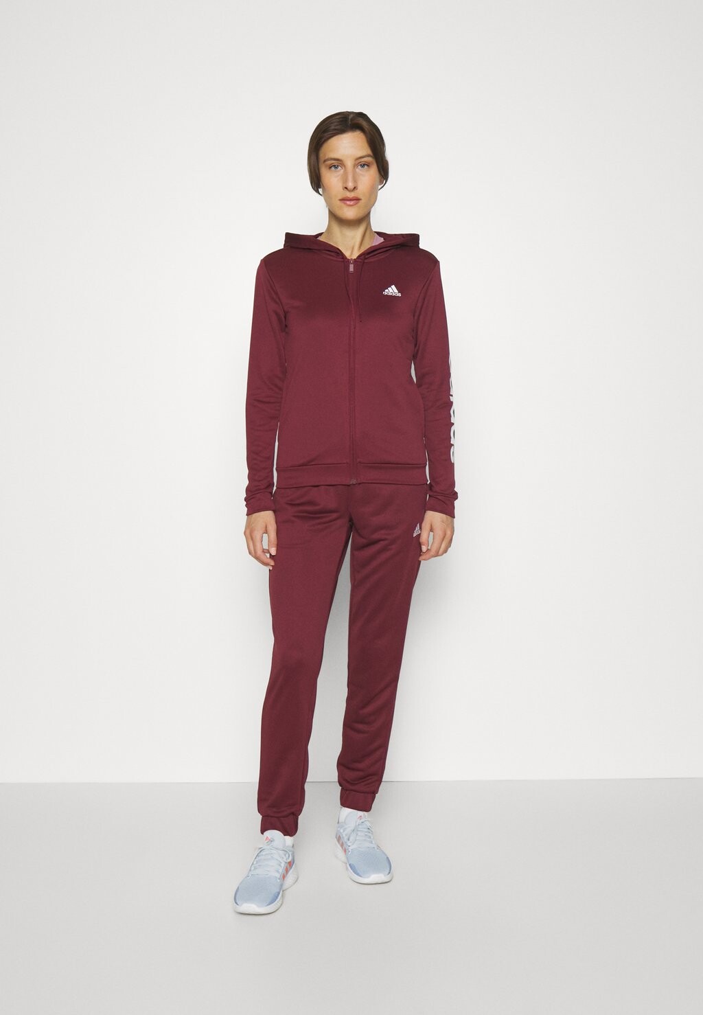 

Спортивный костюм Adidas, Коричневый, Спортивный костюм Adidas