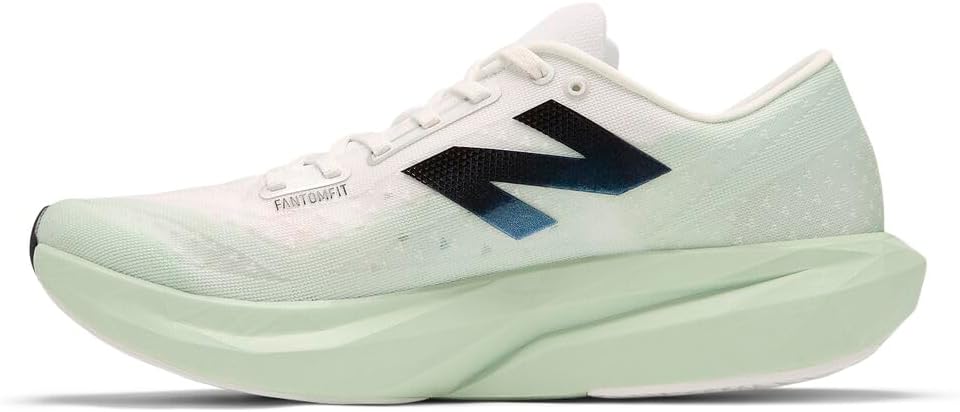 Мужские кроссовки New Balance FuelCell Rebel V4, белый/черный — фото 2