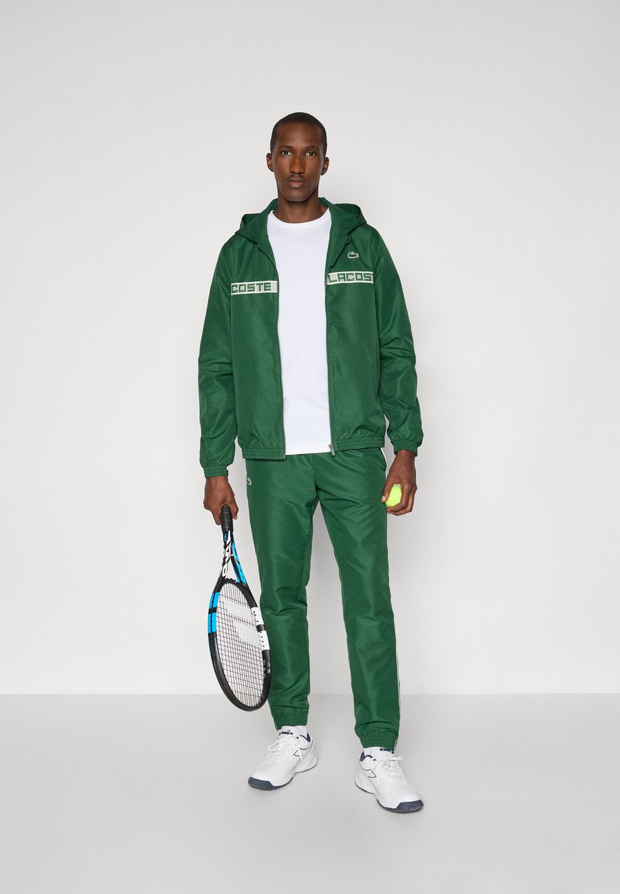 Спортивный костюм Lacoste Sport TENNIS TRACKSUIT HOODED SET, Green — фото 2