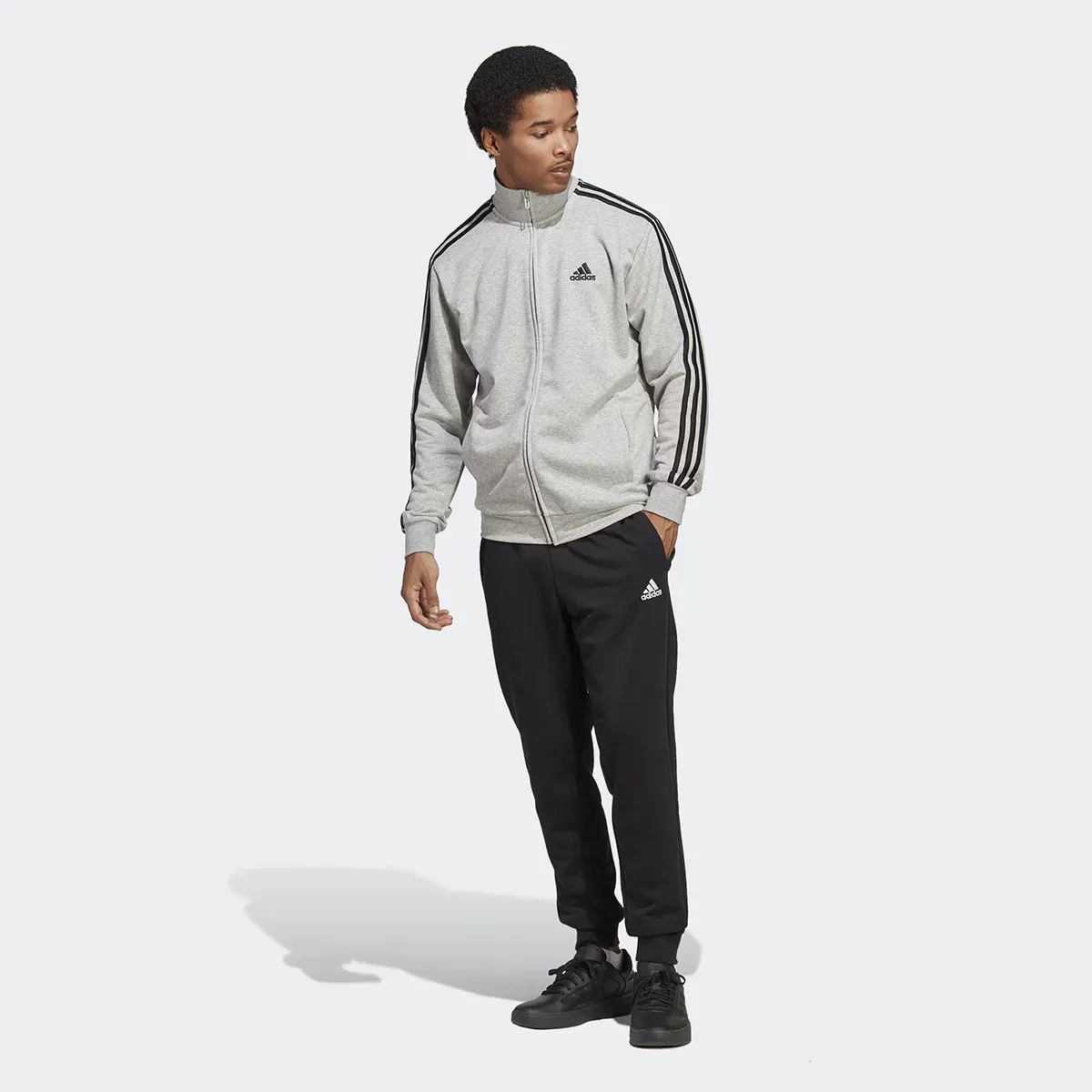 

Мужской спортивный костюм Adidas Sportswear Basic с тремя полосками, серый