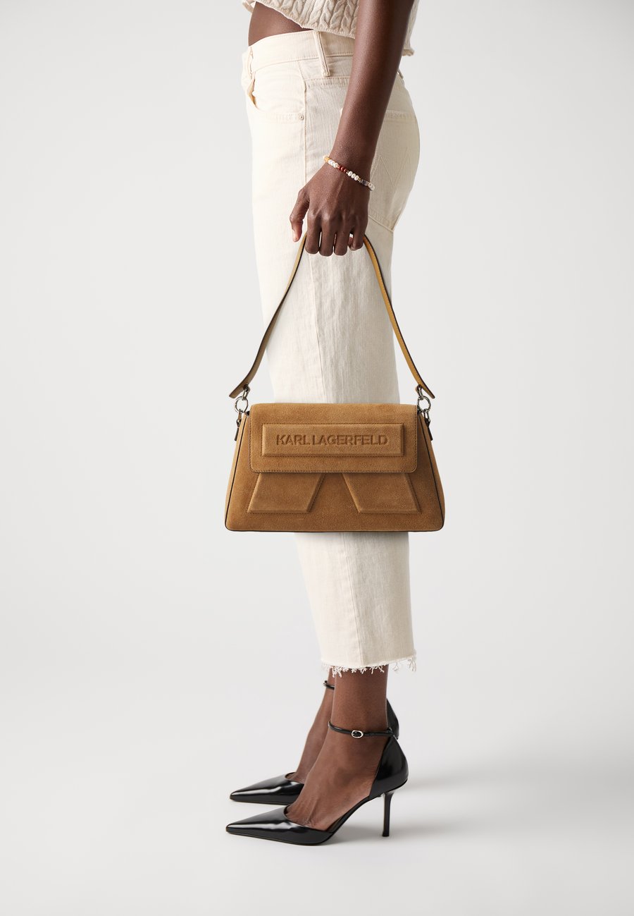 

Сумка KARL LAGERFELD IKON, Taupe