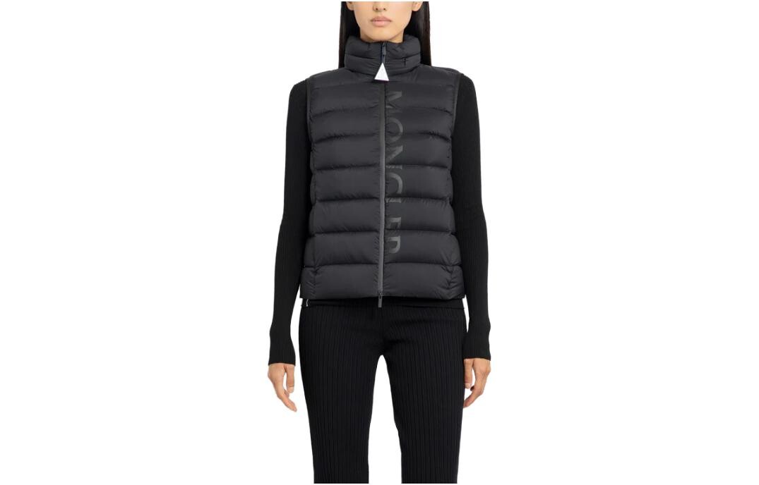 

Жилет женский черный Moncler
