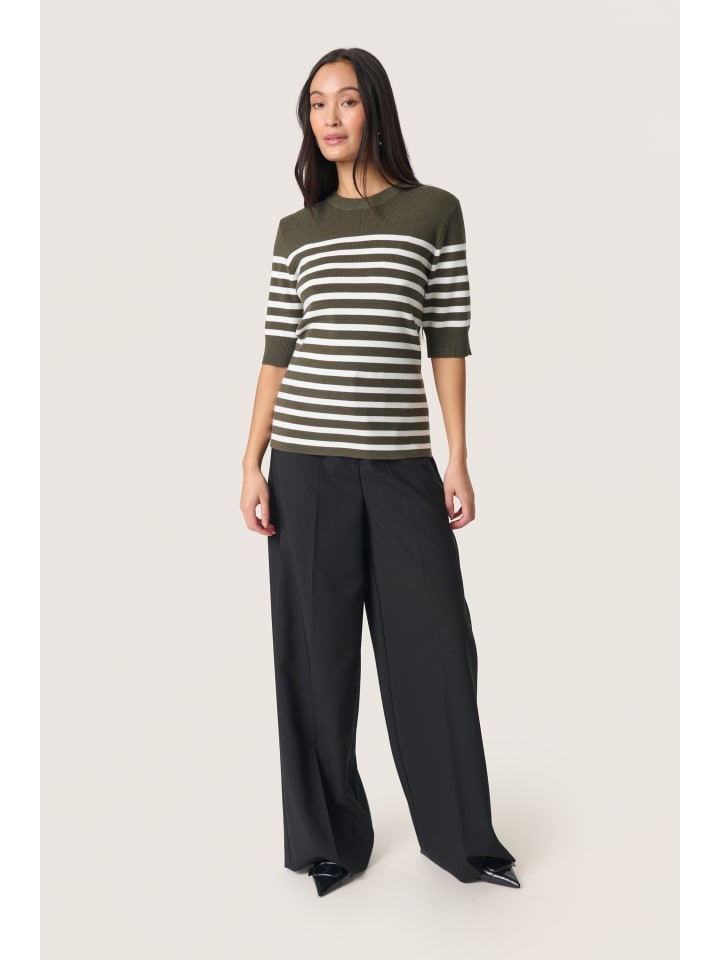 

Soaked in Luxury Вязаный свитер прямого кроя SLSpina цвета «Виноградный лист» с белой полосой