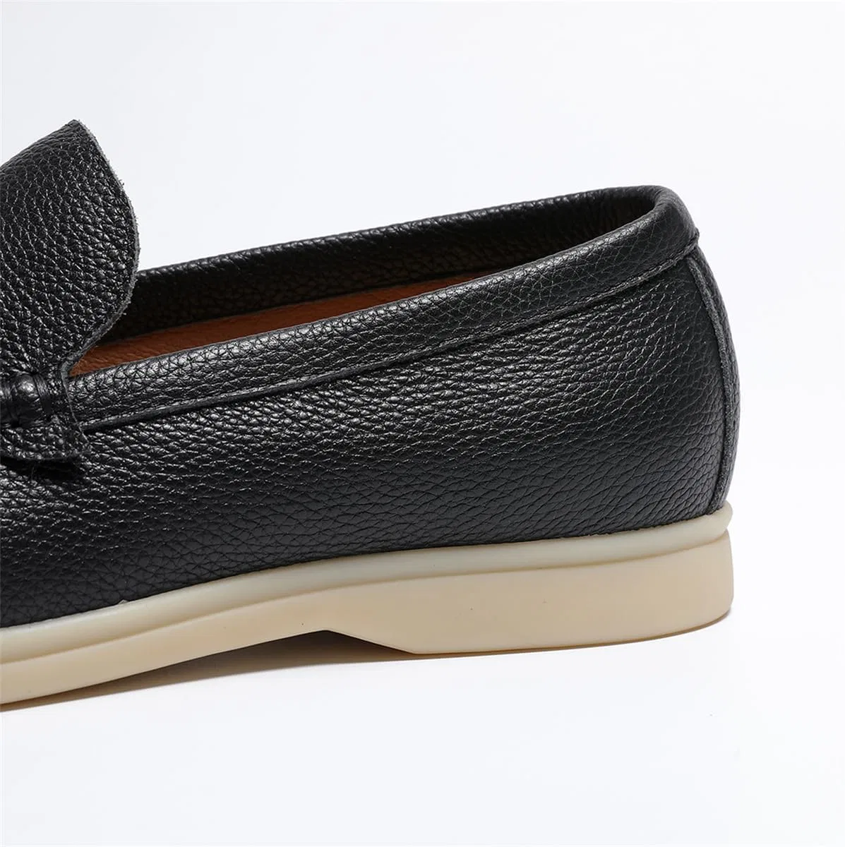 Лоферы кожаные Men's Loafers, Black FIAVOM — фото 4