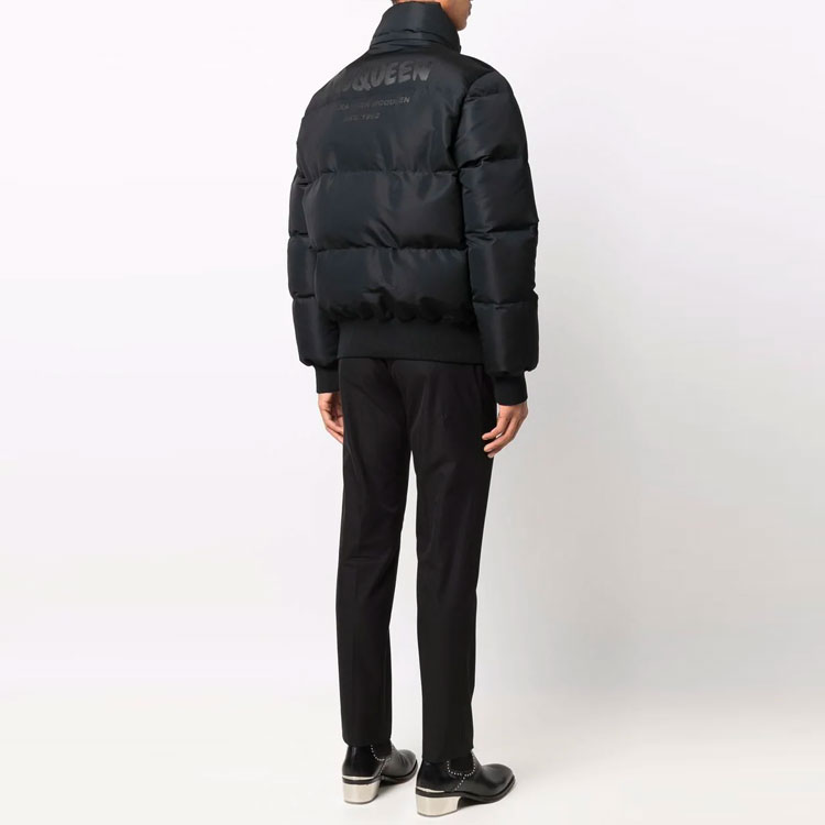 Alexander McQueen Застёгивающаяся на молнию утеплённая куртка с капюшоном, Black — фото 4