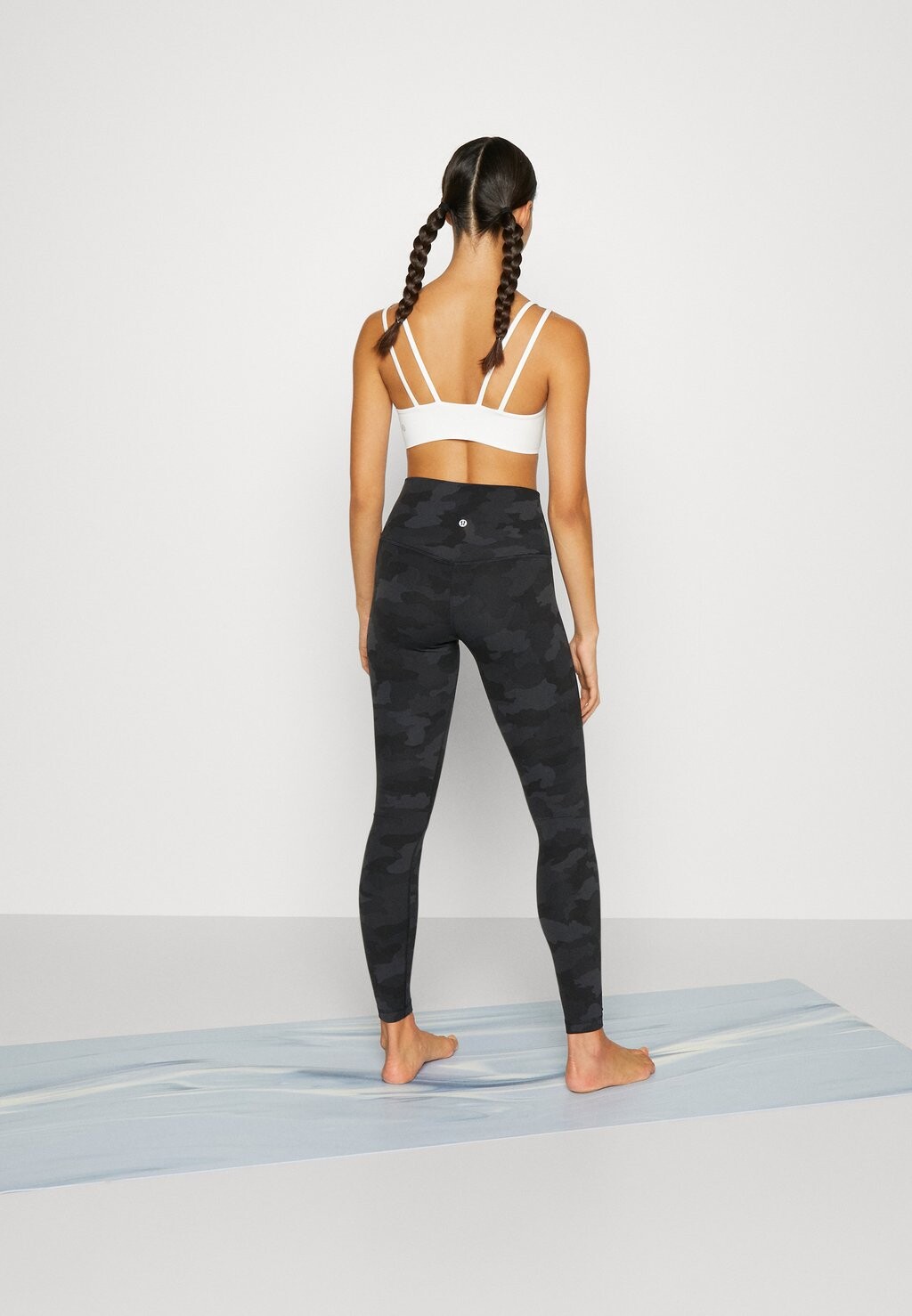Тайтсы Align High-Rise 71cm lululemon, цвет heritage camo deep coal multi — фото 4