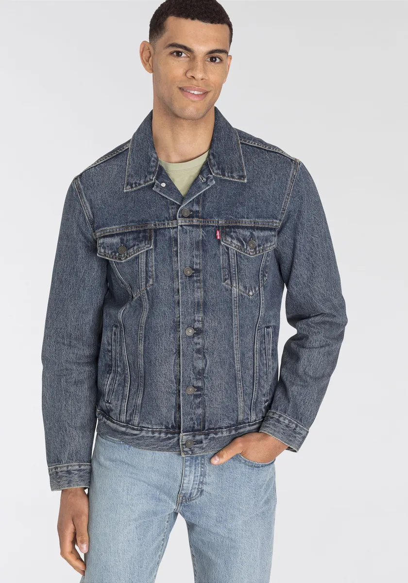 

Джинсовая куртка Levi's "VINTAGE FIT TRUCKER JKT", синий