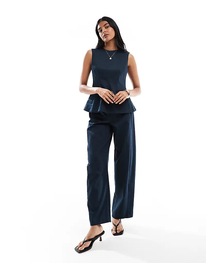 

Классические брюки-бочонки ASOS DESIGN темно-синего цвета