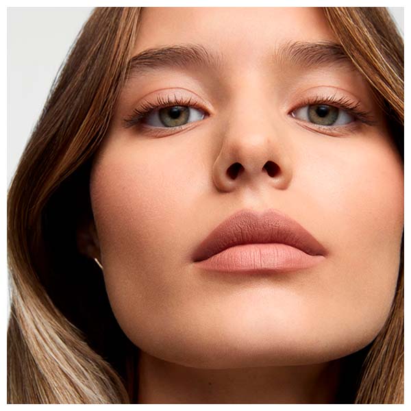 Кремовый и гладкий карандаш для губ INGLOT Creamy Soft Lipliner, CLASSIC NUDE 01 — фото 2