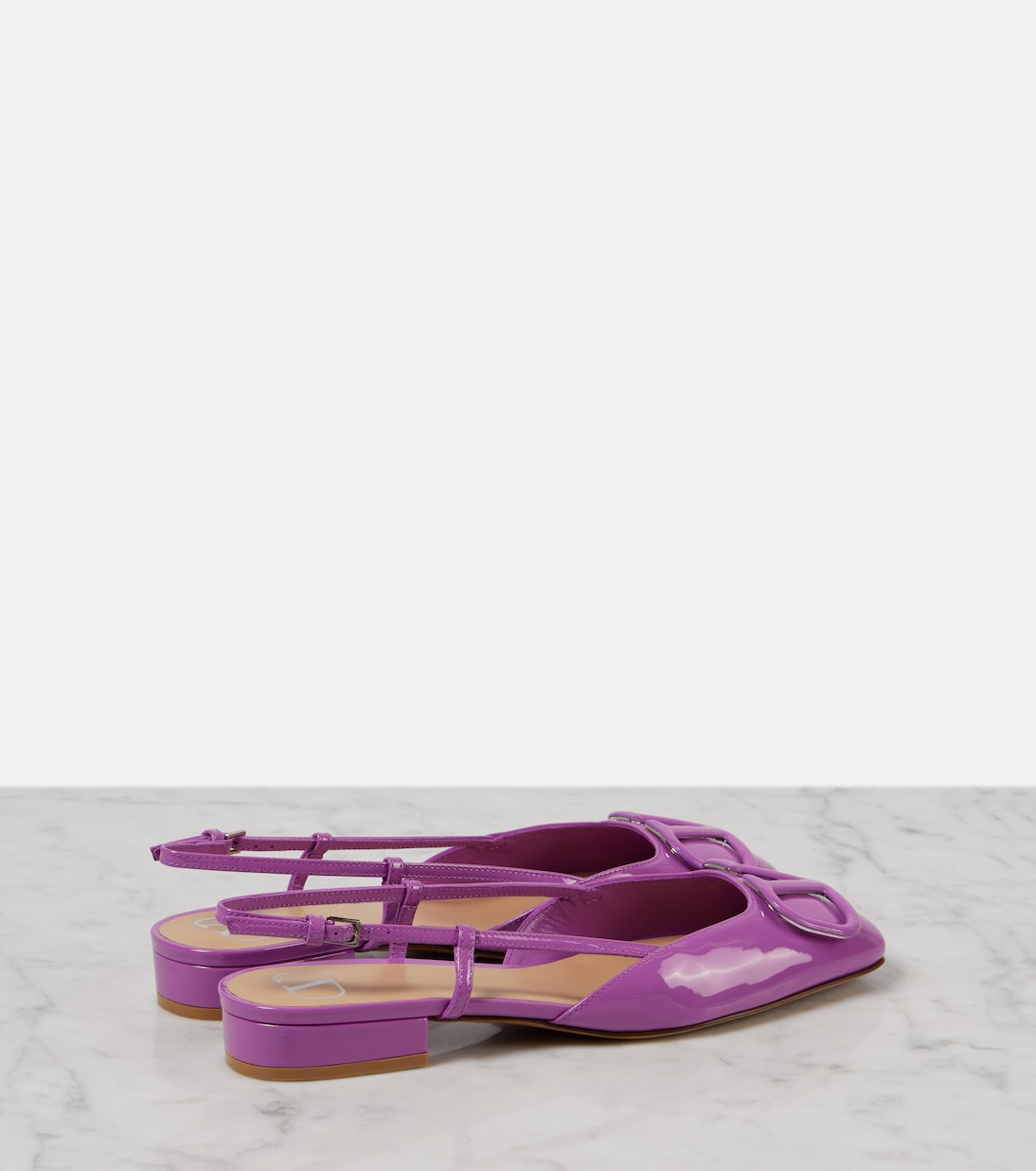 Туфли-лодочки из лакированной кожи VLogo Signature Valentino Garavani, Vivid Violet — фото 3
