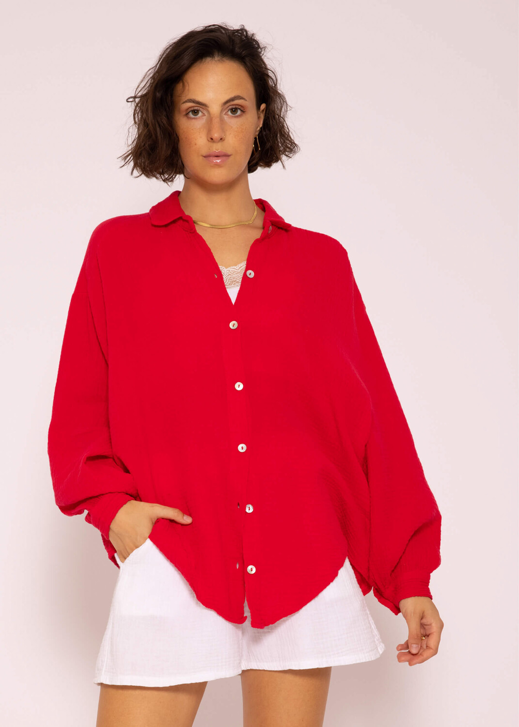 

Блуза SASSYCLASSY Ultra Oversize Musselin nhemd kürzere Variante, красный