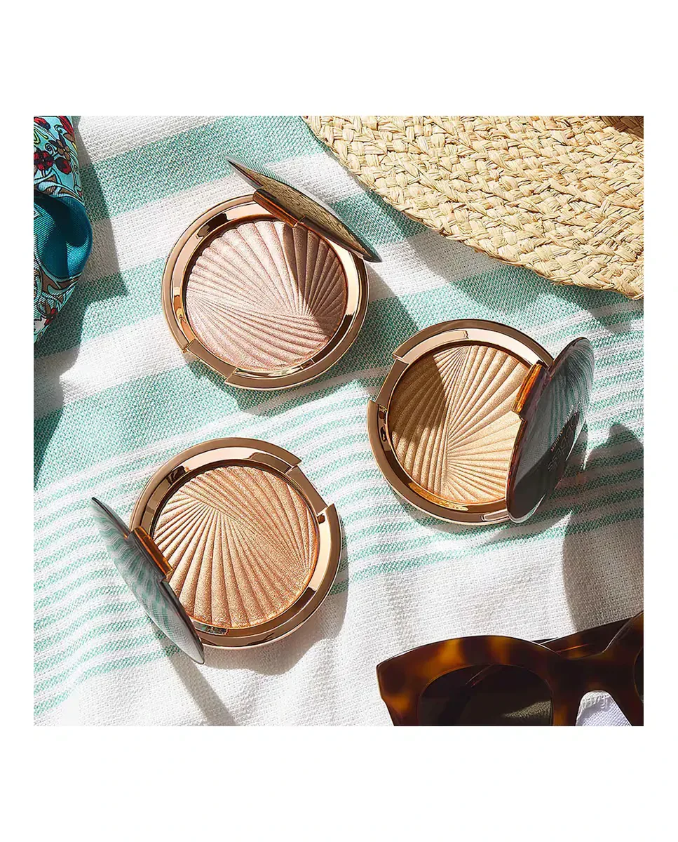 Пудра для сияния Bronze Goddess Highligthting Powder Estée Lauder, Solar Crush — фото 4