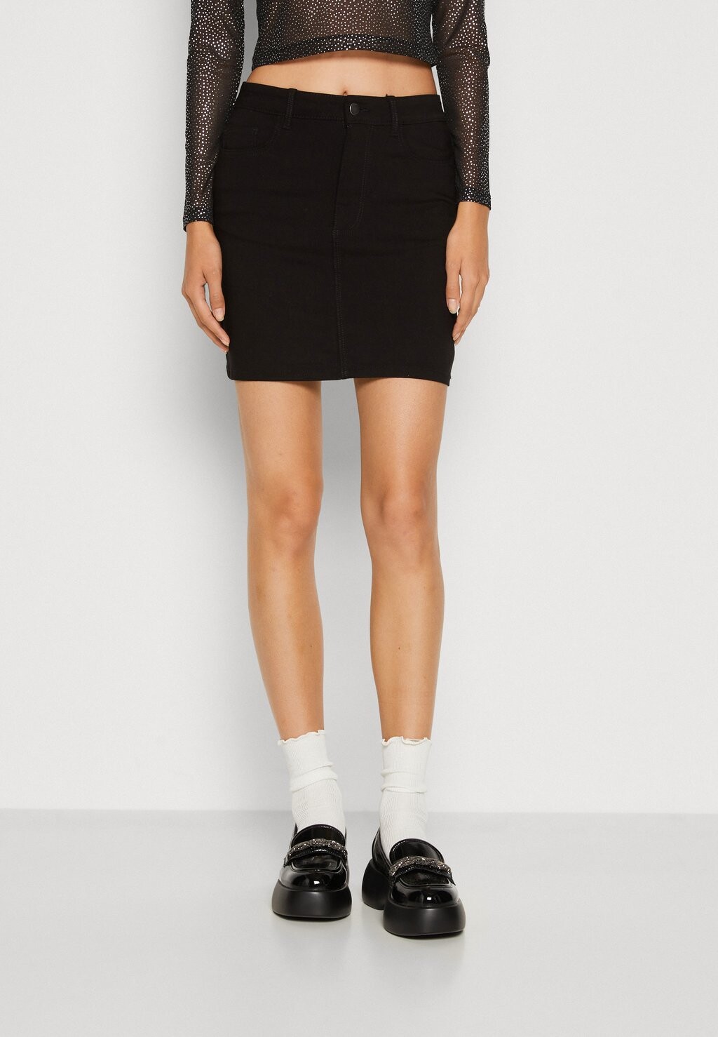 

Мини-юбка Pieces PCSKIN SLIM SHORT SKIRT, черный