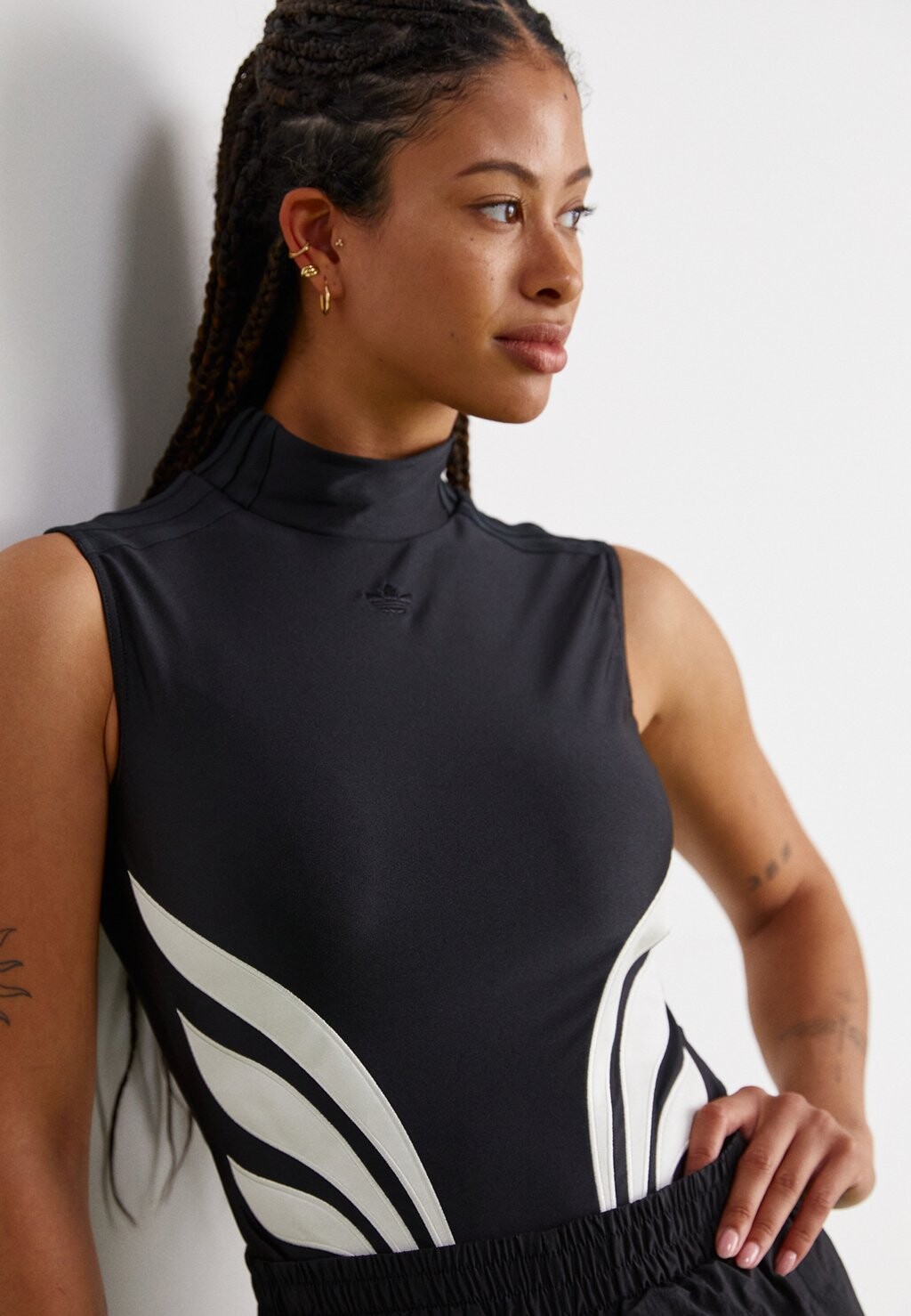 

Топ ATLANTA SLEEVELESS BODYSUIT adidas, черный