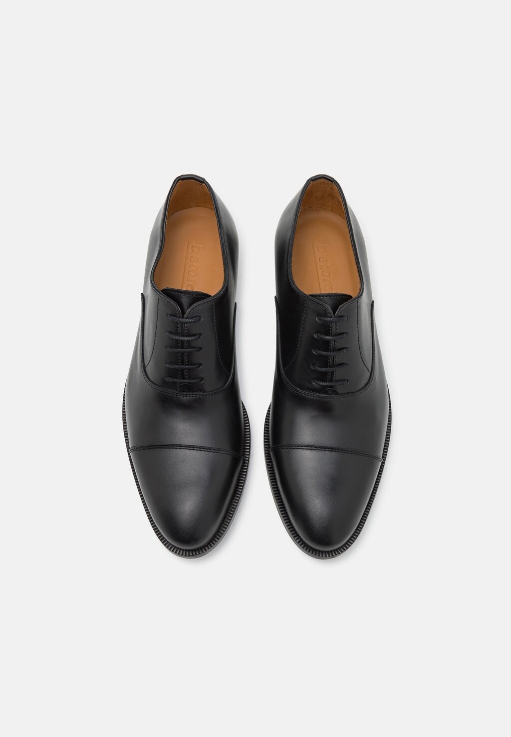 

Деловые туфли на шнуровке SHOES bStore, черный