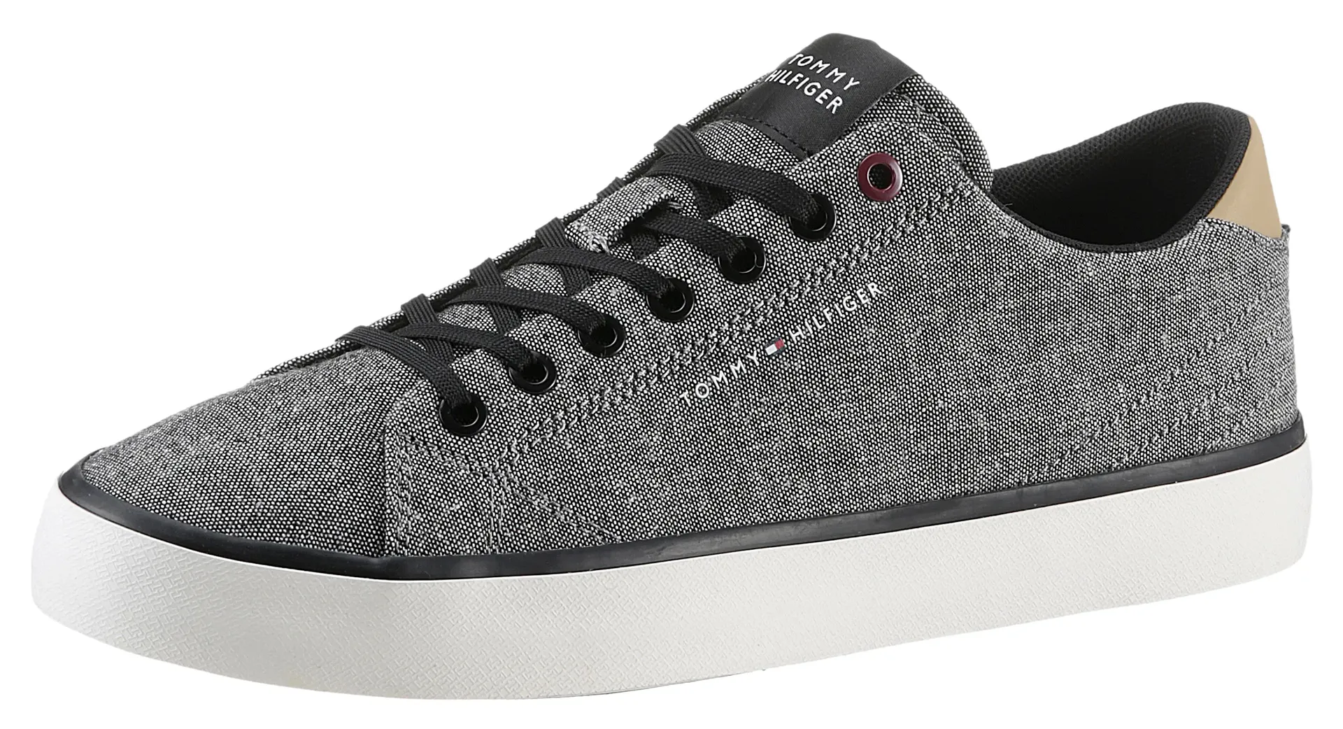 

Кроссовки Tommy Hilfiger "TH HI VULC LOW CHAMBRAY", черный