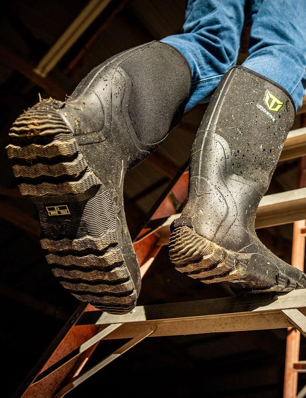 

Резиновые сапоги TIDEWE для мужчин, всесезонные водонепроницаемые дождевые сапоги с стальной вставкой, 6 мм неопрен, крепкая резиновая обувь для охоты на открытом воздухе (черный, коричневый, Next Camo G2) Name ‎TIDEWE