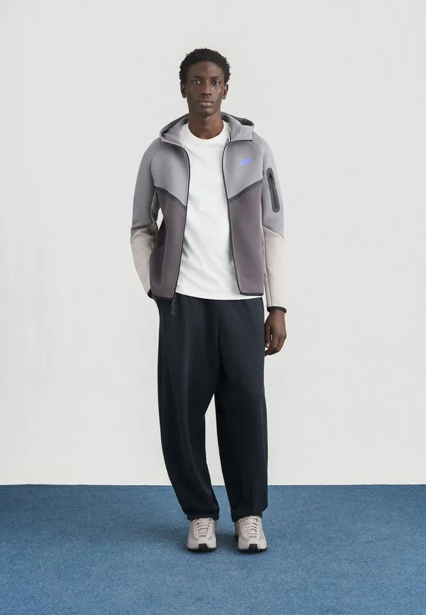 Флисовая куртка Nike Sportswear, Pencil Point/Medium Ash/College Grey/Sapphire — фото 2