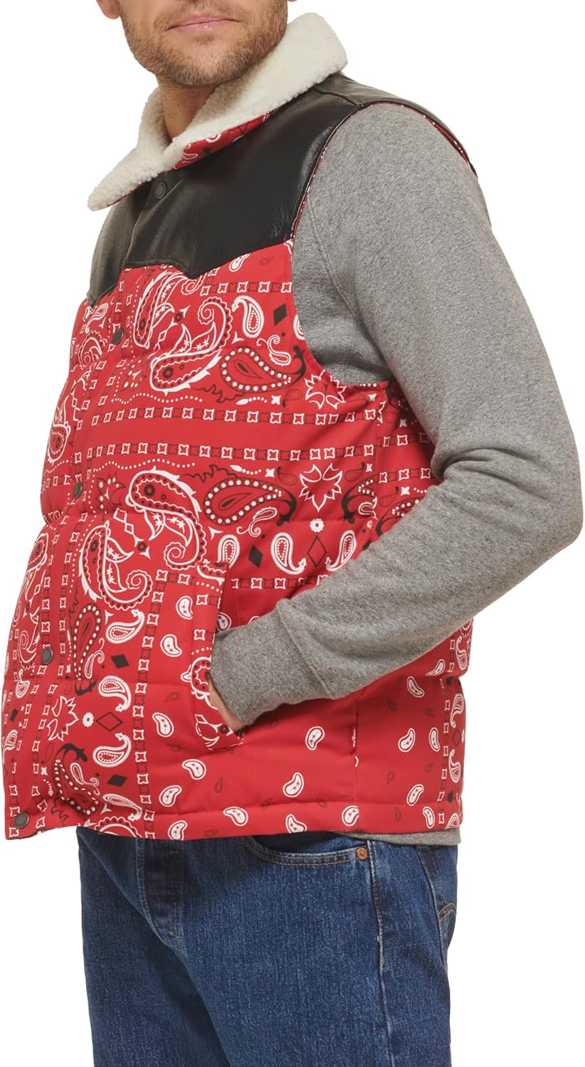 Жилет Levi's Men's Out West Mixed Media Puffer Vest, Red Bandana Print — фото 2