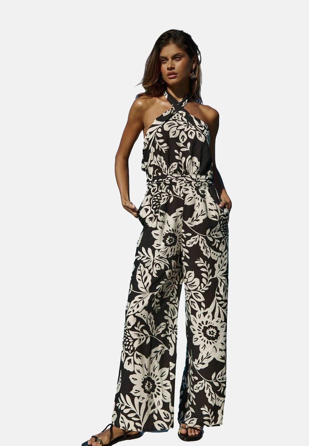 

Комбинезон PETITE FIT - PRINTED SLEEVELESS Lipsy, черный