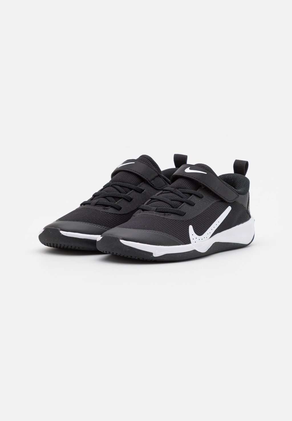 Нейтральные кроссовки Omni Multi-Court Unisex Nike, цвет black/white — фото 2