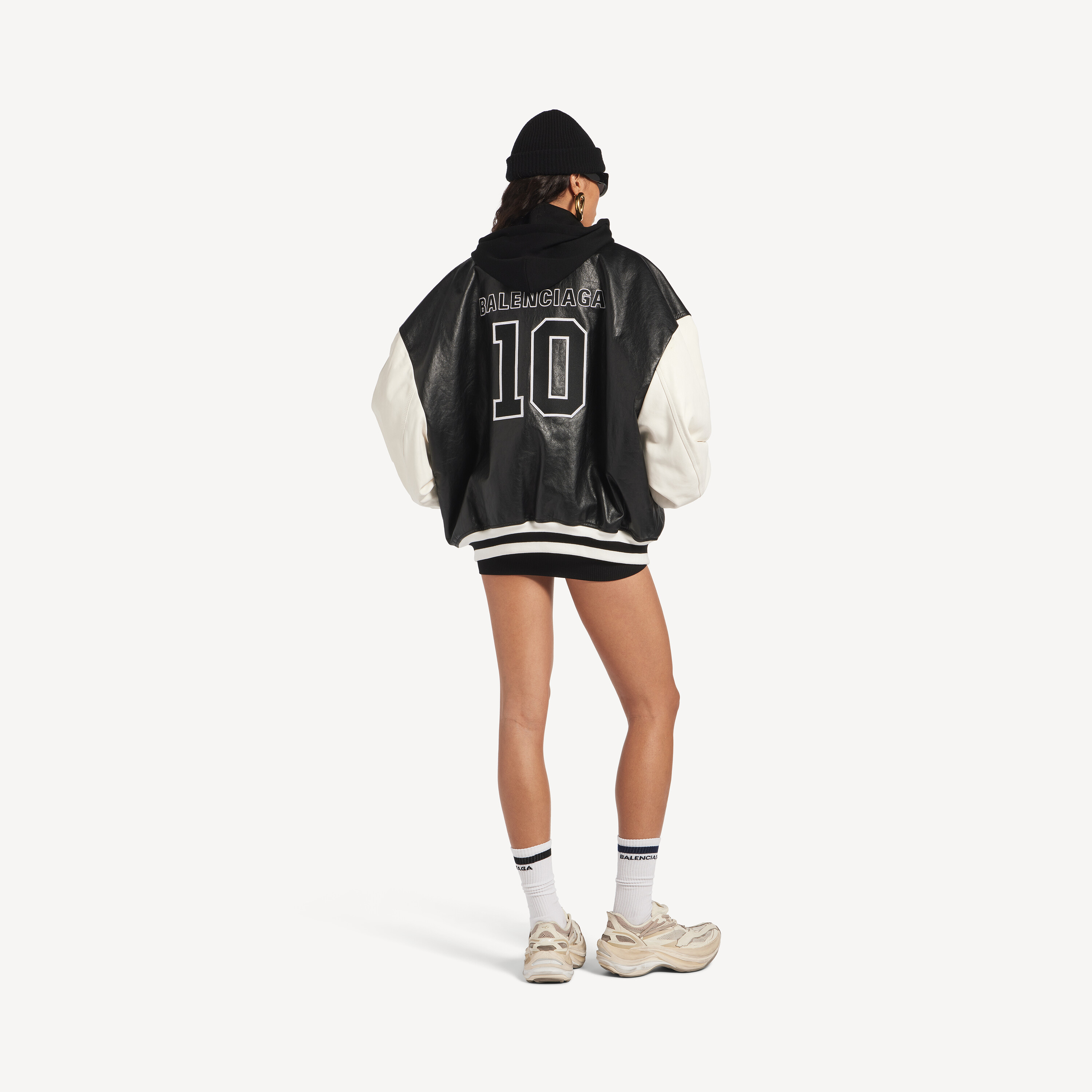 Женская мини-юбка с оборками Balenciaga | Коллаборация с NBA, черная — фото 4