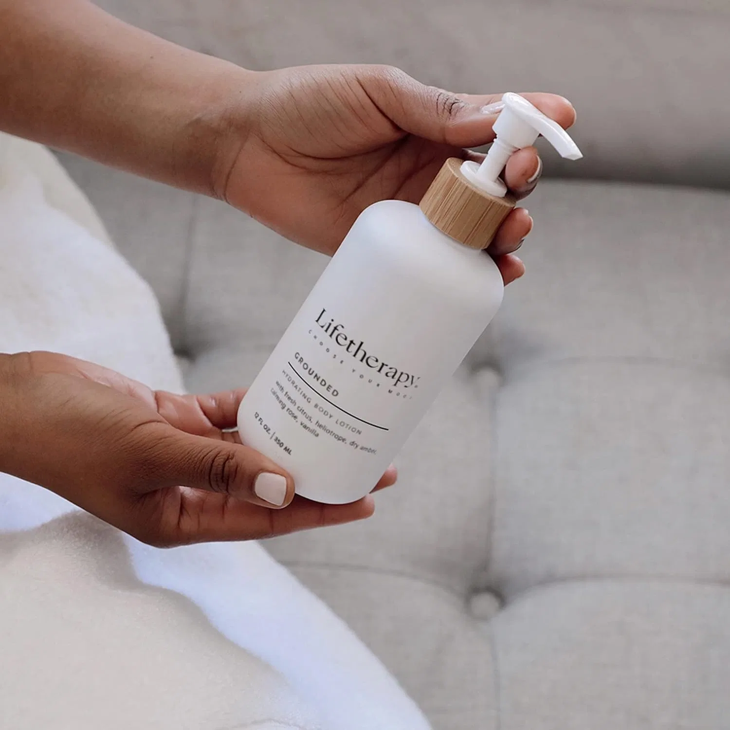 Лосьон для тела Hydrating Body Lotion Lifetherapy Grounding 12 oz — фото 4