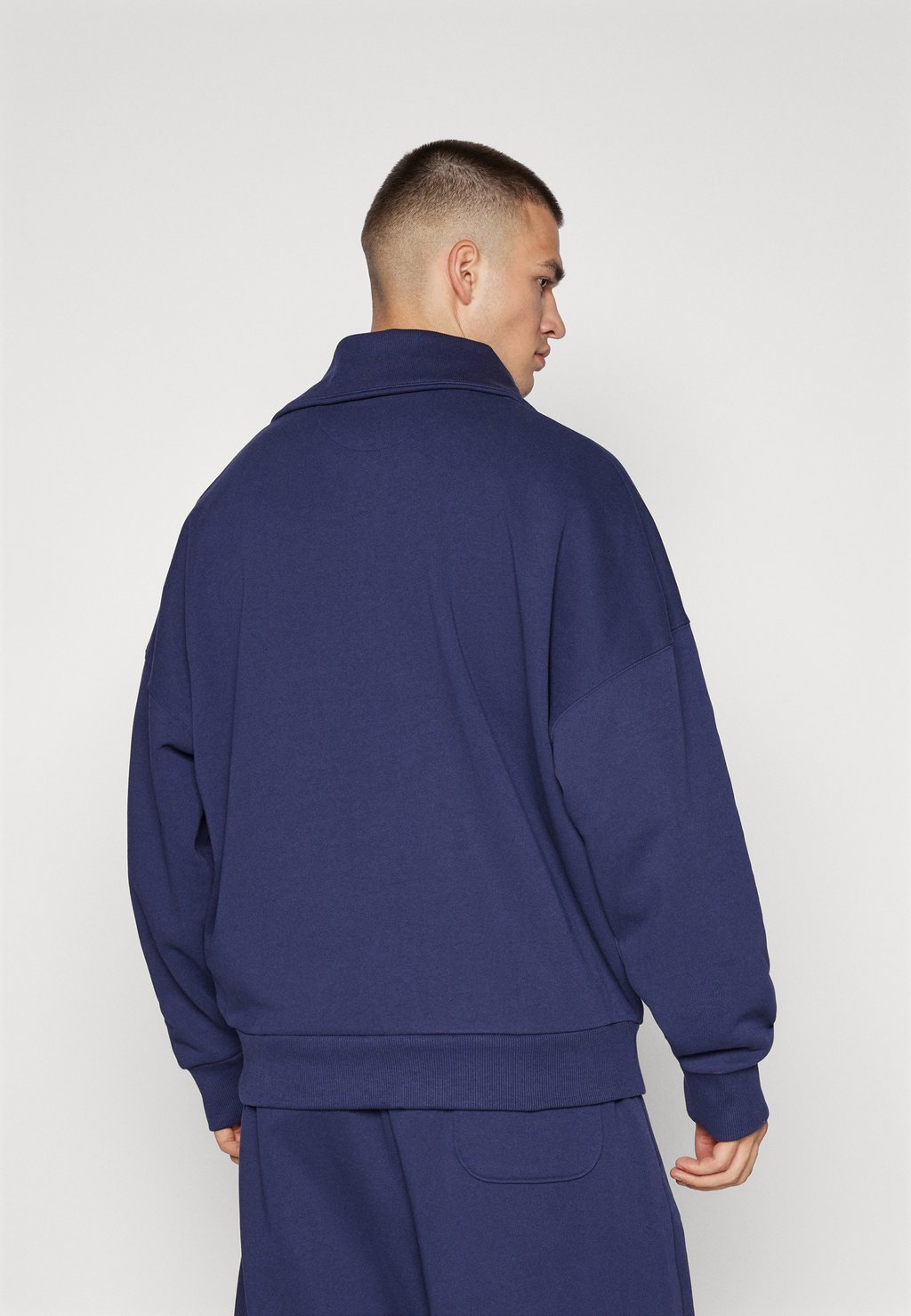 

Толстовка ICON 1/2 ZIP Under Armour, темно-синий