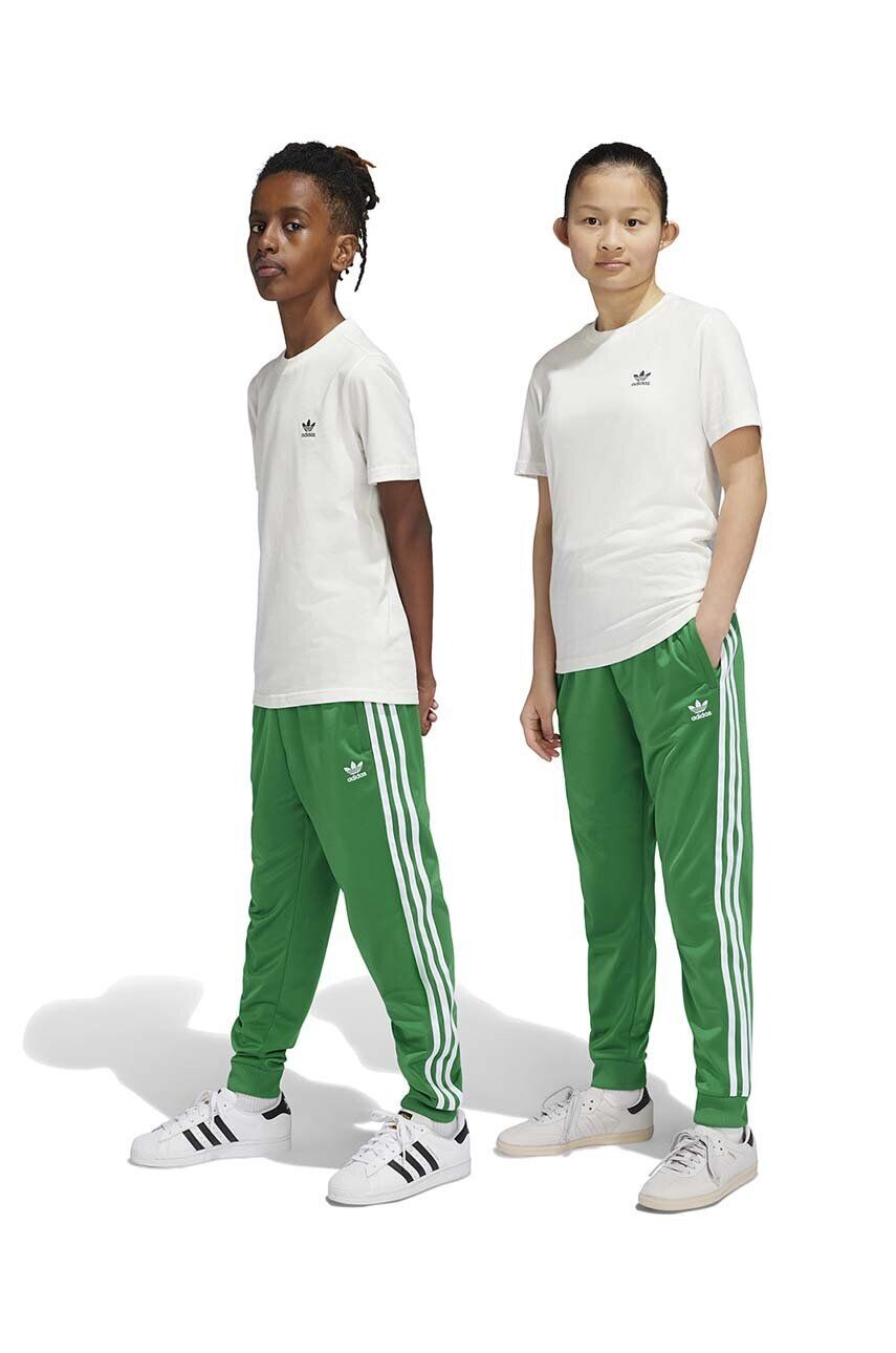 

Спортивные брюки adidas Originals для мальчиков и девочек СПОРТИВНЫЕ БРЮКИ SST SST, зеленый