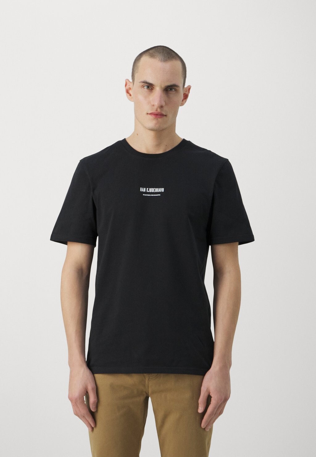 

Футболка с принтом Shadows Moon Regular Tee Unisex Han Kjøbenhavn, черный