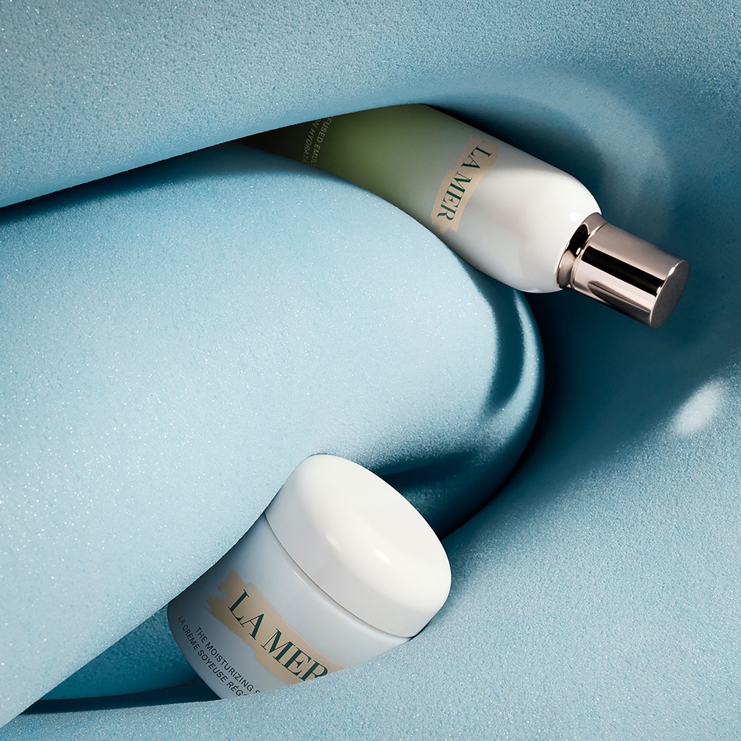 Эмульсия La Mer — Для лица mini essentials the hydrating infused emulsion , объем, 125 мл — фото 4