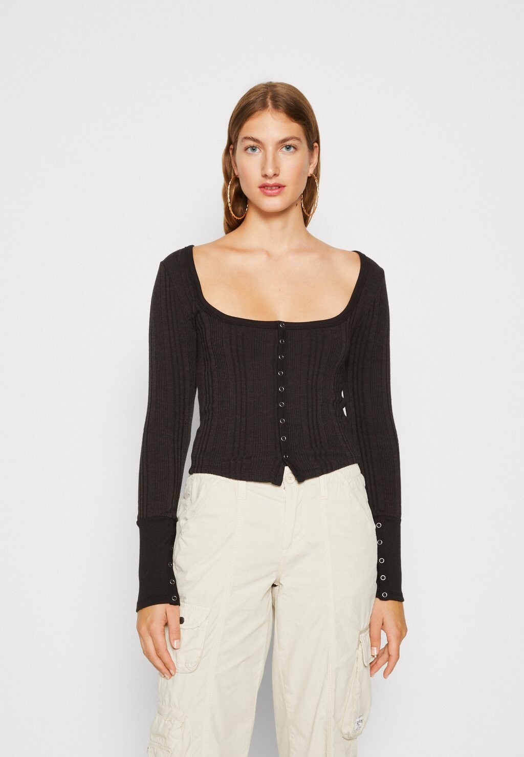 

Футболка с длинным рукавом POPPER BDG Urban Outfitters, черный