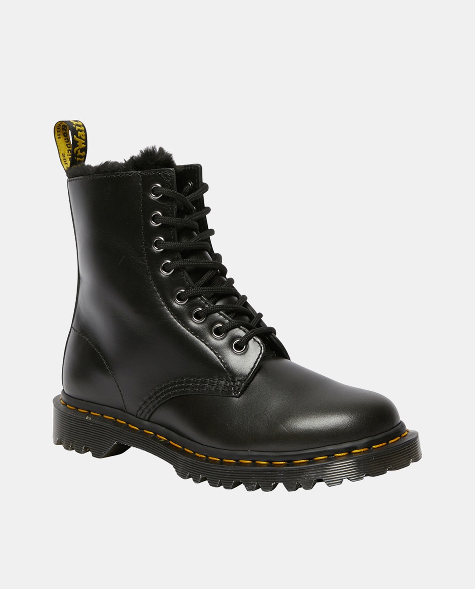 

Женские ботинки черного цвета со шнурками Dr. Martens, черный