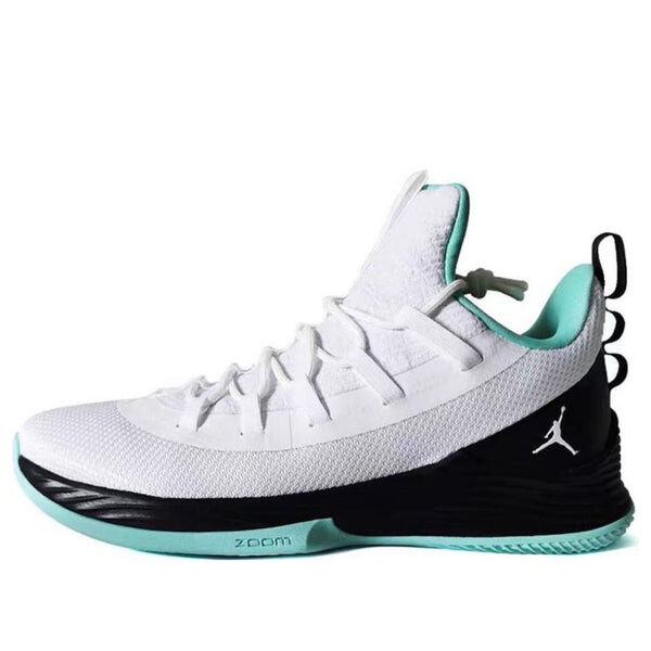 

Кроссовки ультра флай 2 низкие Air Jordan, черный
