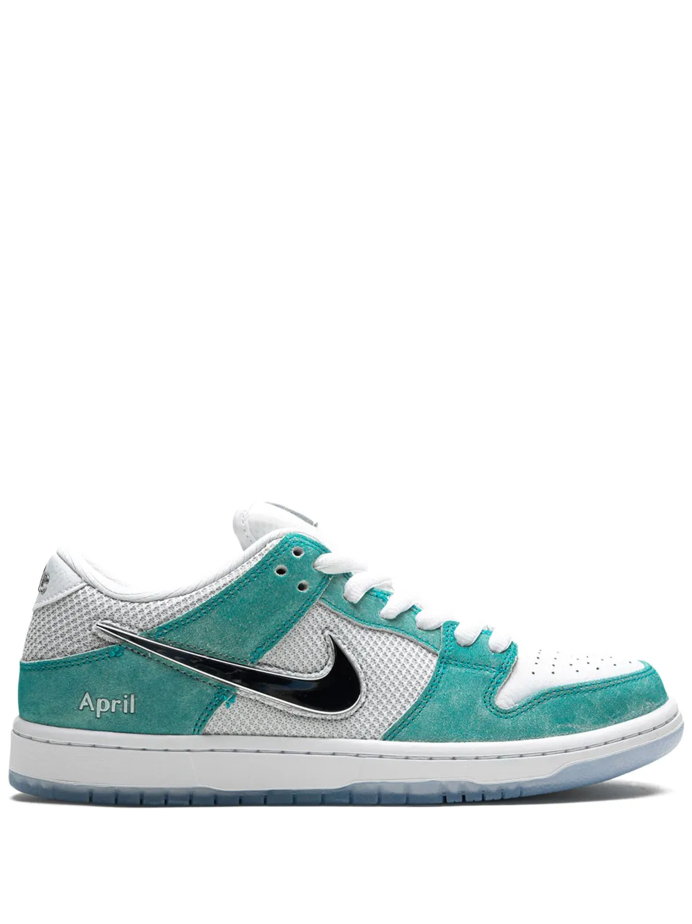 

Кроссовки Dunk Low Pro QS «April Skateboards» Nike, белый