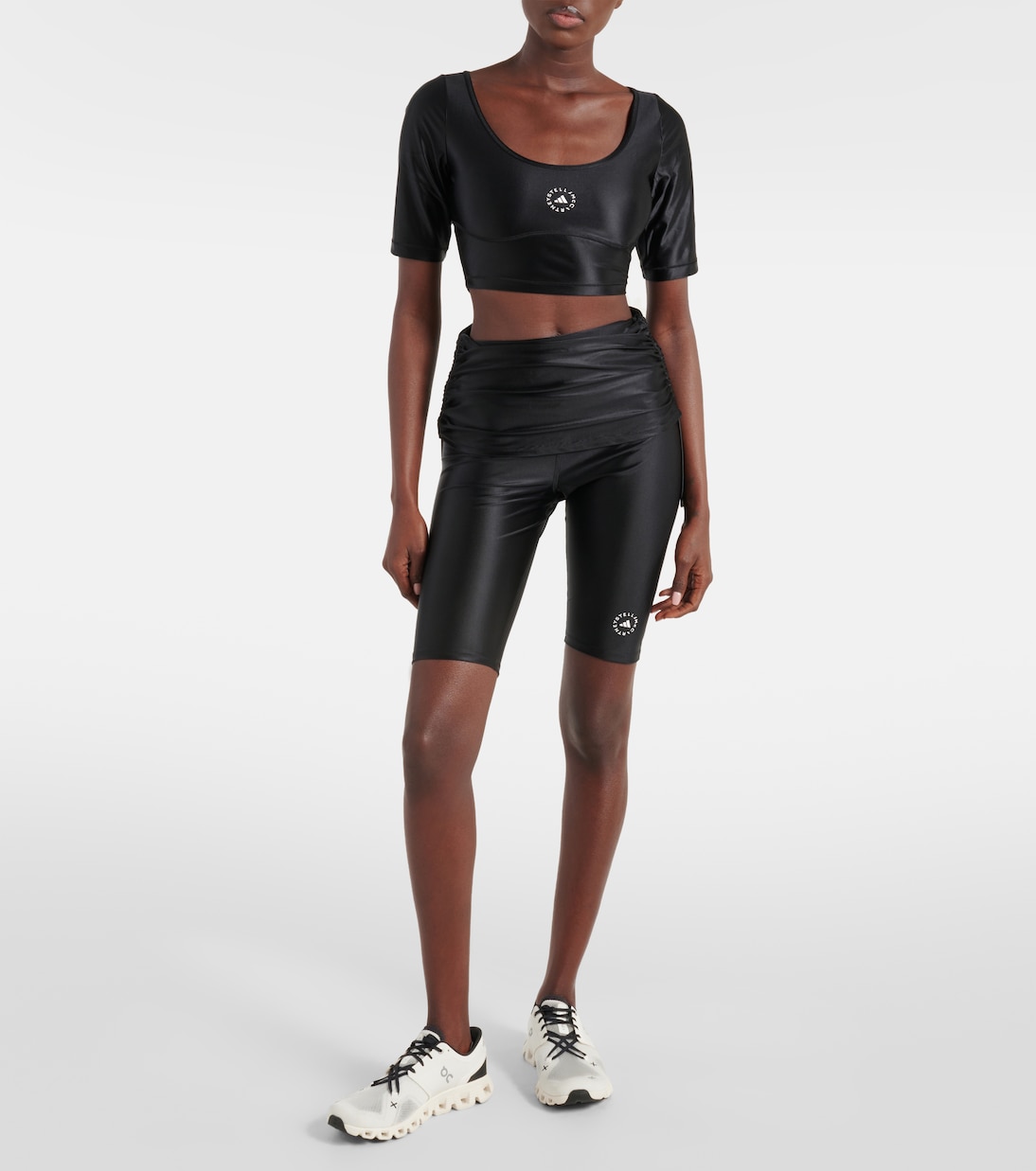 Технический укороченный топ с логотипом Adidas by Stella McCartney, черный — фото 2