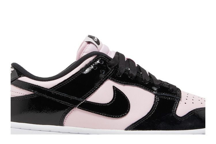 Кроссовки Nike Wmns Dunk Low 'Pink Foam Black', розовый — фото 3