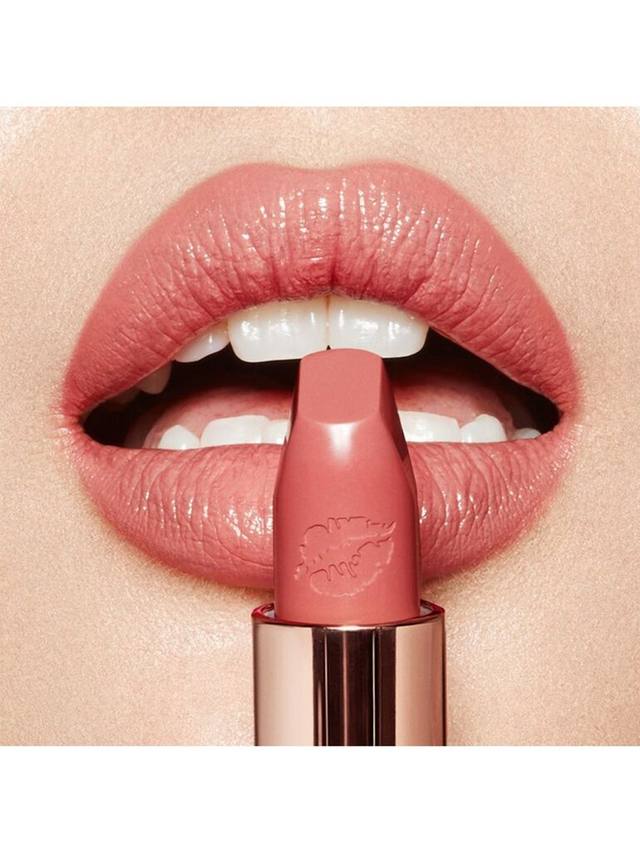 Помада Hot Lips 2.0 K.I.S.S.I.N.G Charlotte Tilbury, In Love With Olivia, 3.5 г — фото 2