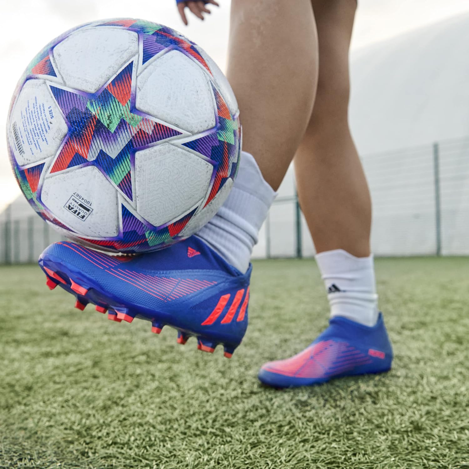 Футбольные бутсы Adidas Predator Edge.3 для твердого грунта, мужские, черный/белый/ярко-красный — фото 3