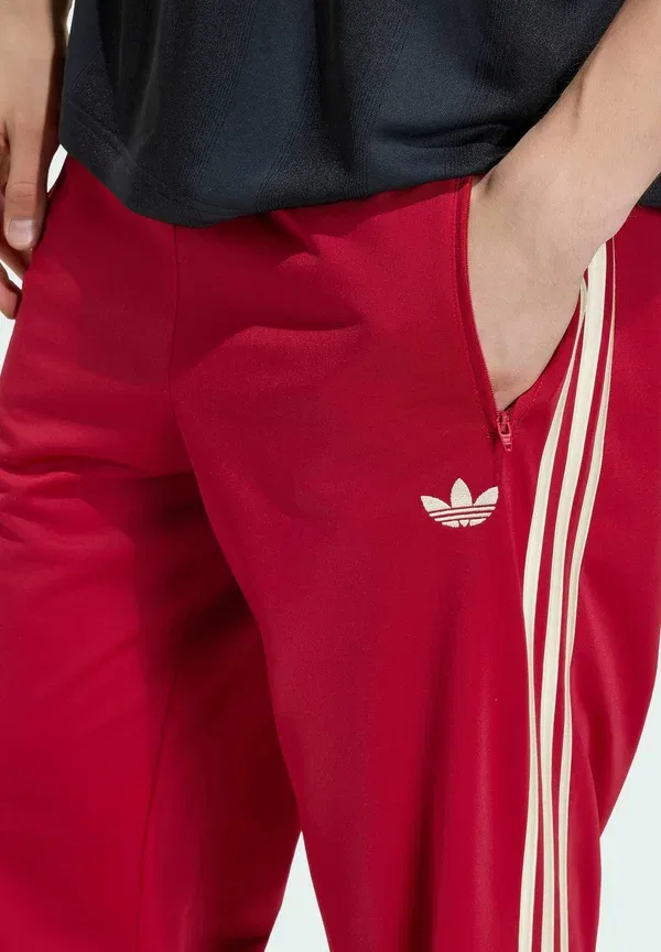 Спортивные штаны Firebird tp tracksuit bottoms Adidas Originals, командно-красный/теплый ванильный — фото 3