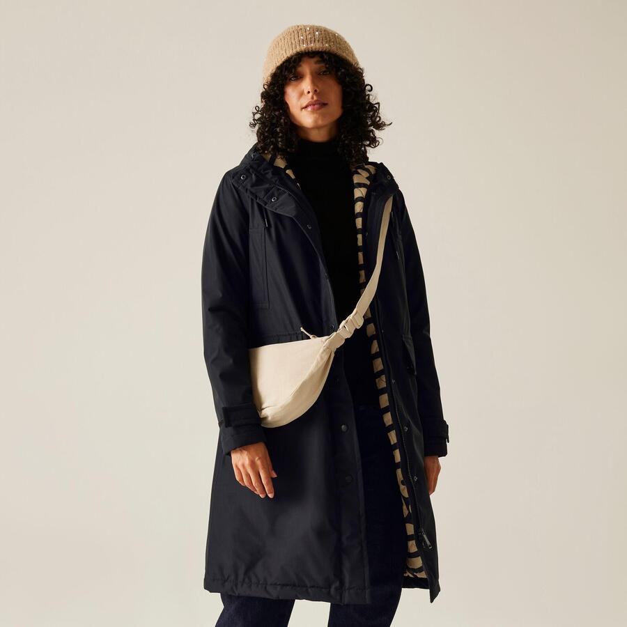 

REGATTA Дышащая, водонепроницаемая куртка Orla с капюшоном для женщин