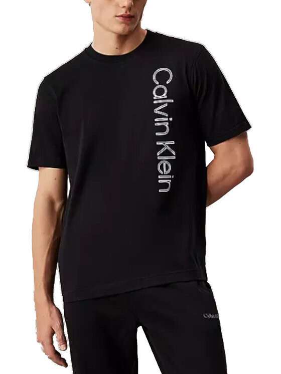 

Футболка стандартного кроя Calvin Klein, черный