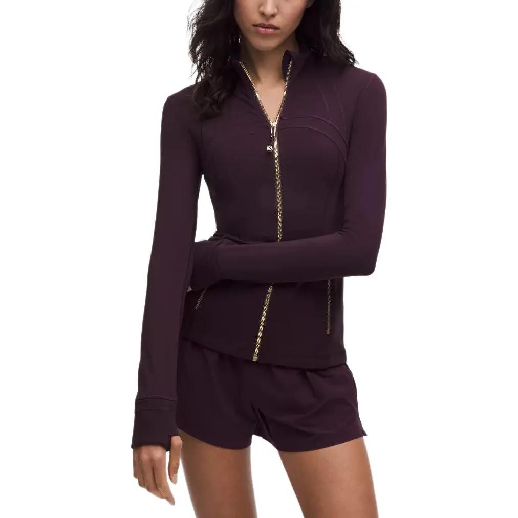 

Куртки и пальто женские Lululemon, черный бордовый/золотой/золотой