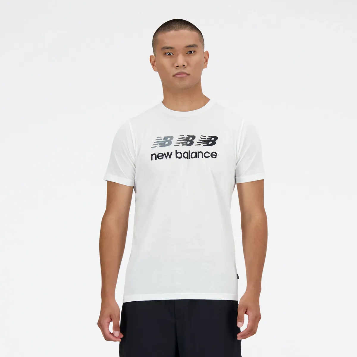 

Футболка New Balance "МУЖСКАЯ ТРЕНИРОВКА S/S ТОП", белый