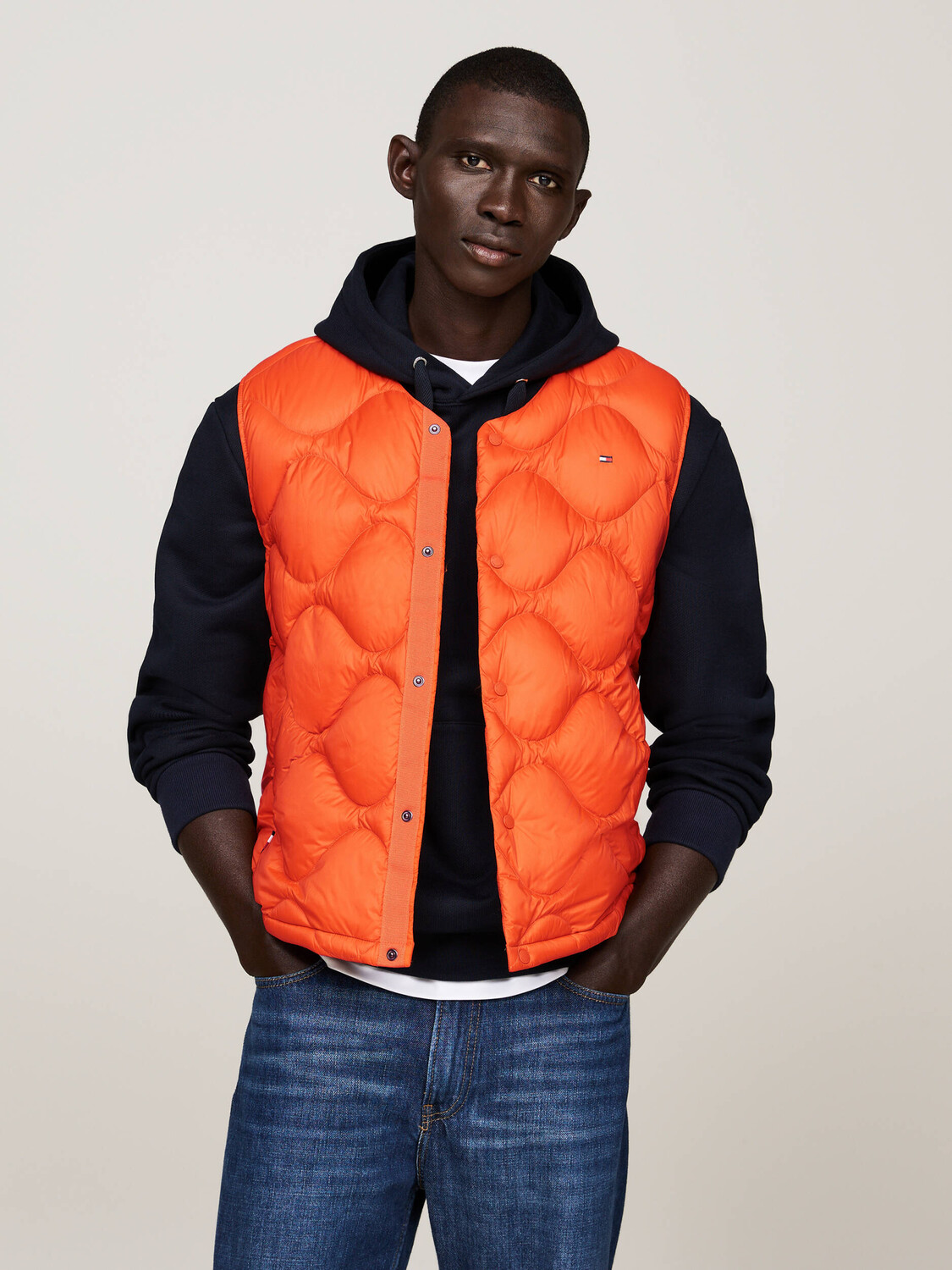 

Куртка Tommy Hilfiger Regular Fit, оранжевый