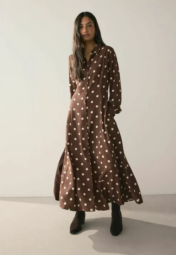 Длинное платье-макси с длинными рукавами, облегающего кроя. Next, Chocolate Brown Ecru Polka Dot — фото 2
