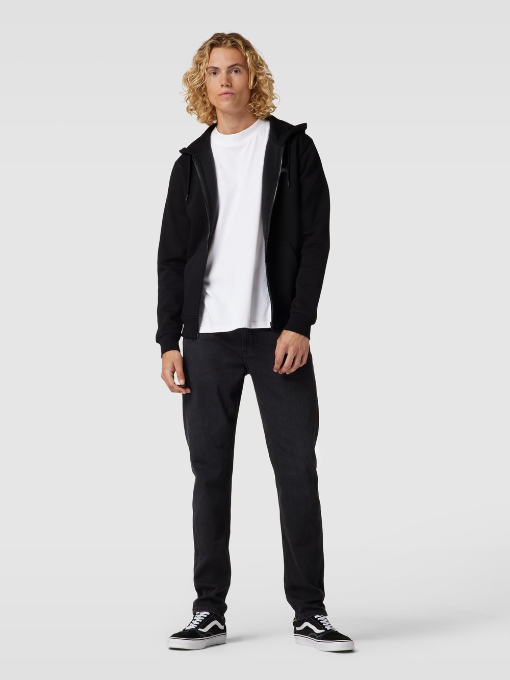 

Джинсы Slim fit с этикетками Calvin Klein Jeans, черный