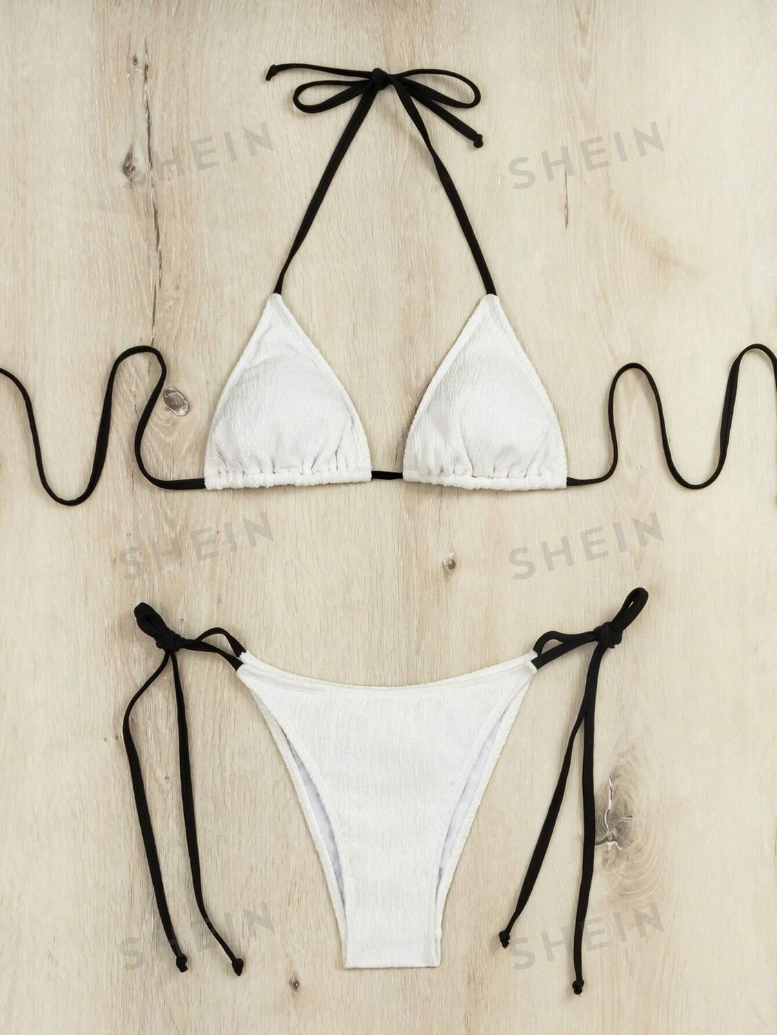 

Купальник Shein Swim Vcay с цветочной текстурой и вырезом через шею, черный / белый