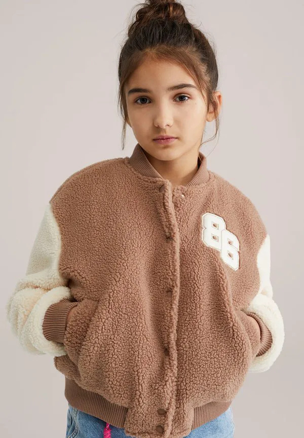 Легкая куртка "тедди" We Fashion, Light Brown — фото 4