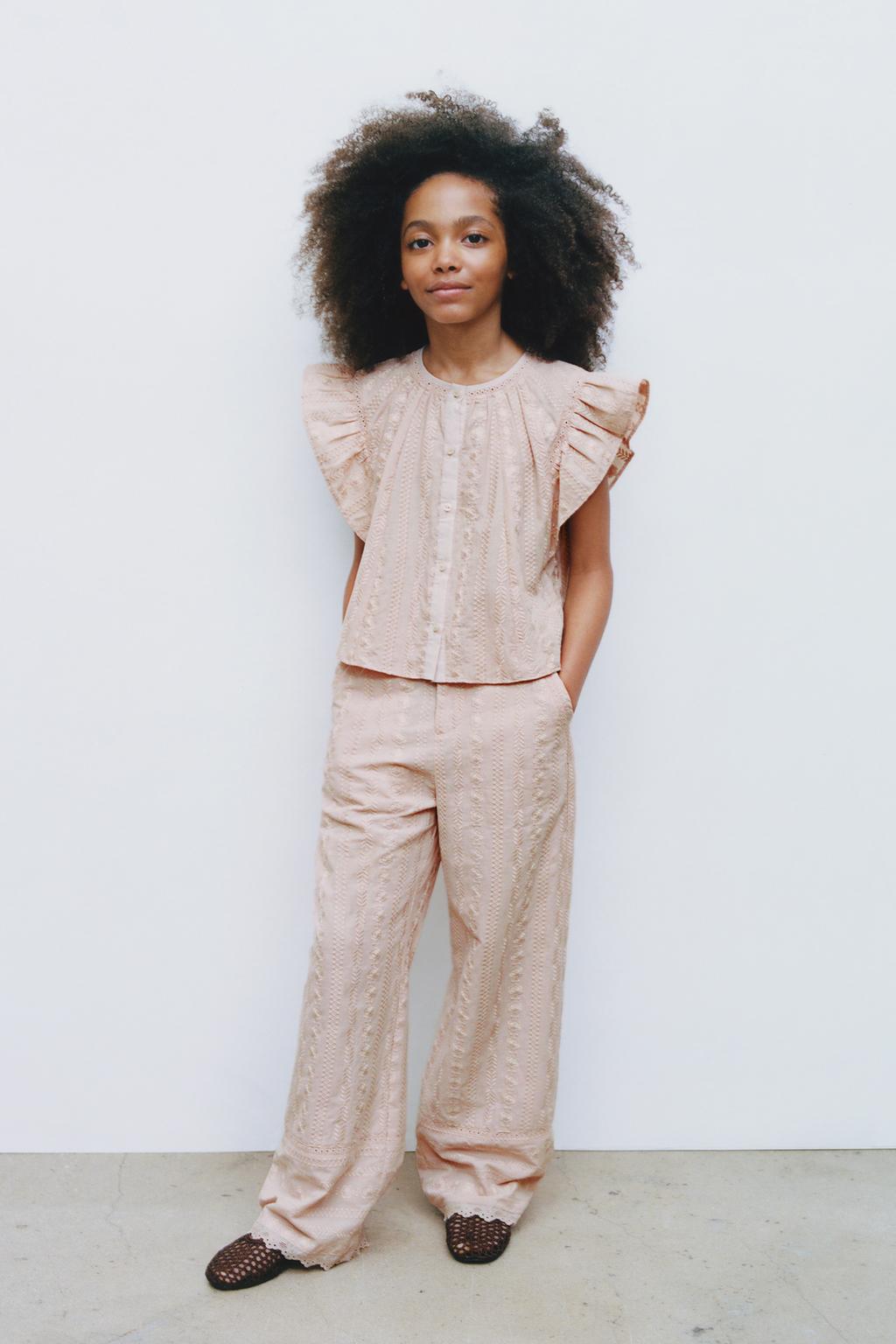 

Брюки с вышивкой на прямых ногах ZARA, цвет Pale pink